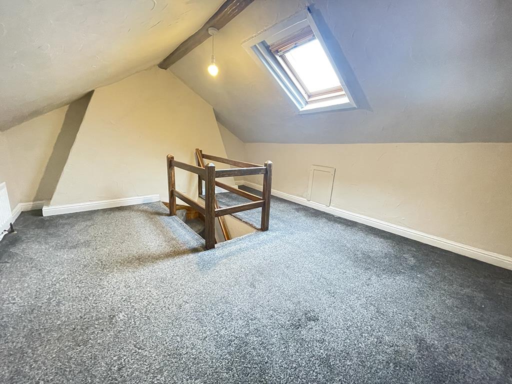 3 bedroom end terrace house SSTC in Barnoldswick - Attic Room